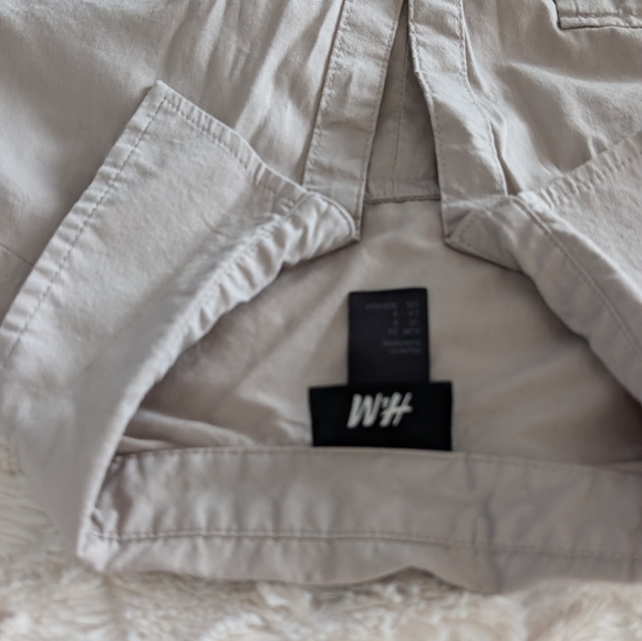 H&M button up 3/4 sleeve size 4 top - Picture 3 of 8